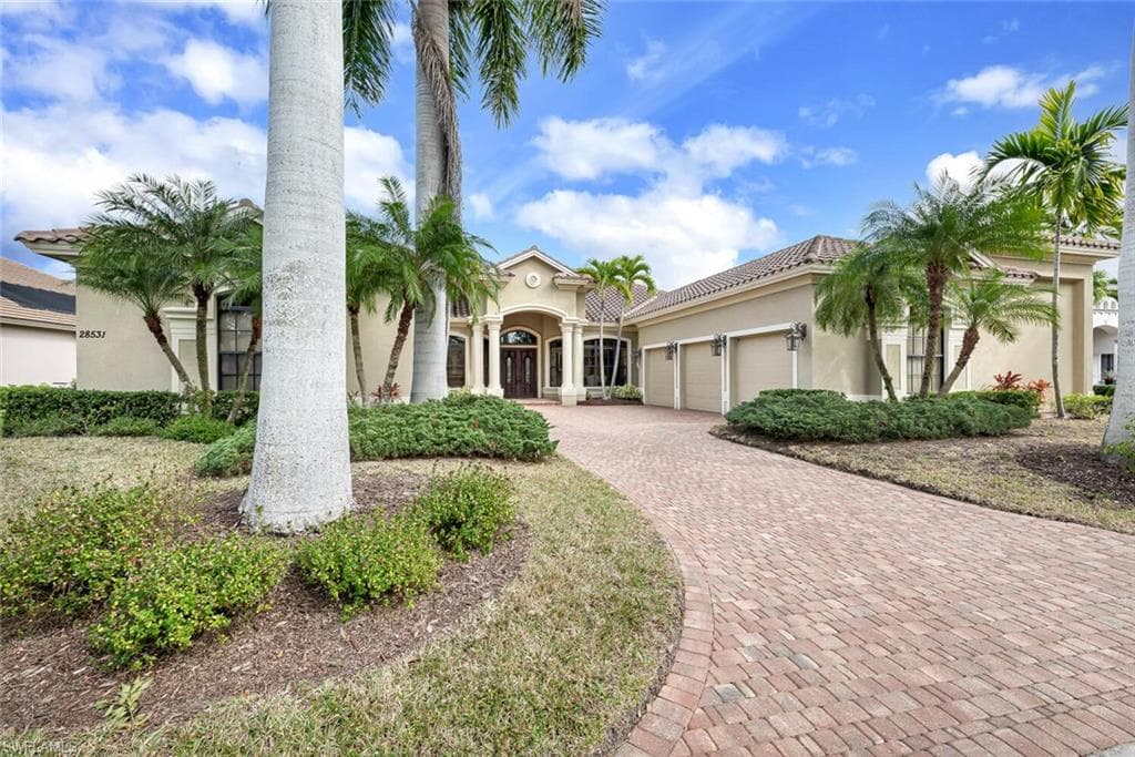 28531 Raffini LN BONITA SPRINGS, FL 34135