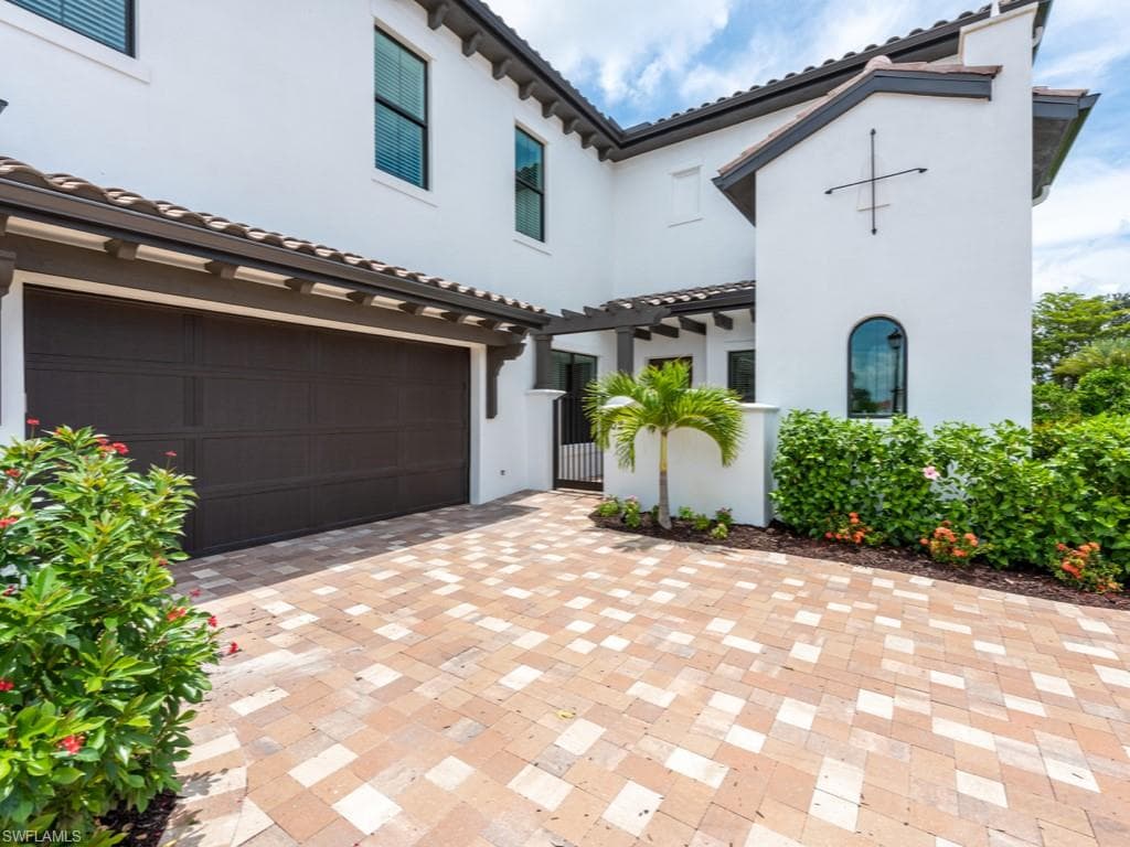 16328 Corsica WAY 11-101 NAPLES, FL 34110