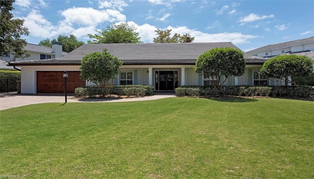 508 Devils LN NAPLES, FL 34103