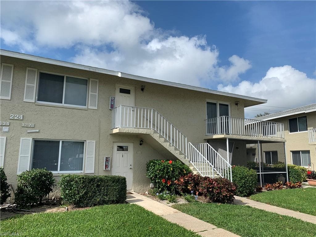 224 Palm DR 46-2 NAPLES, FL 34112