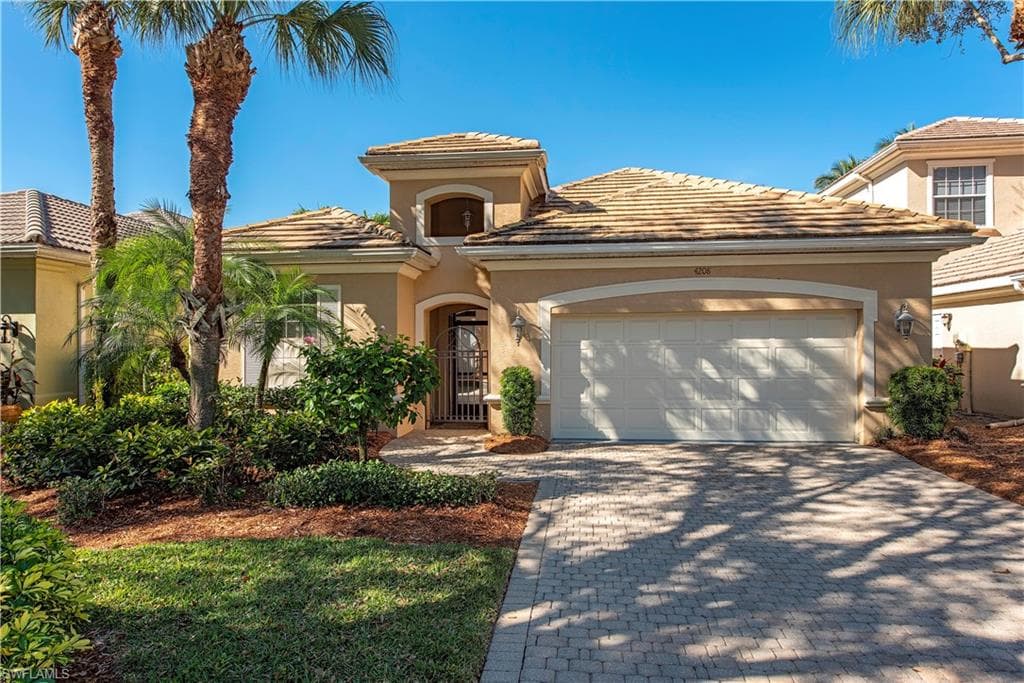 4208 Kensington High ST NAPLES, FL 34105