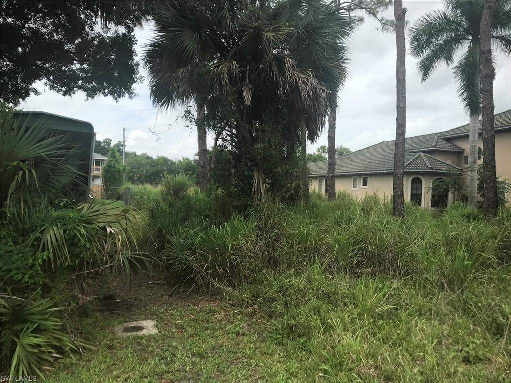 27651 Tennessee ST BONITA SPRINGS, FL 34135