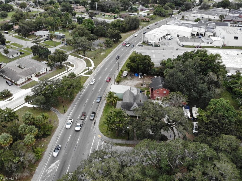1760 Park AVE FORT MYERS, FL 33901