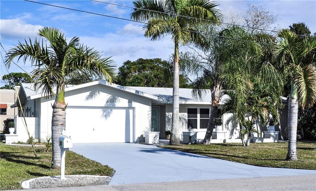 511 NE 15th AVE CAPE CORAL, FL 33909