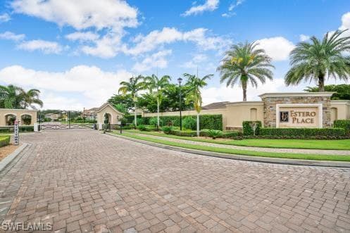 21283 ESTERO VISTA CT ESTERO, FL 33928