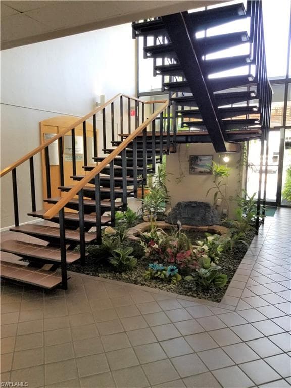 3949 Evans AVE 301AB FORT MYERS, FL 33901