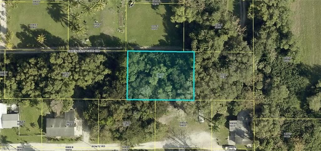7479 Cares Away Park CIR BOKEELIA, FL 33922
