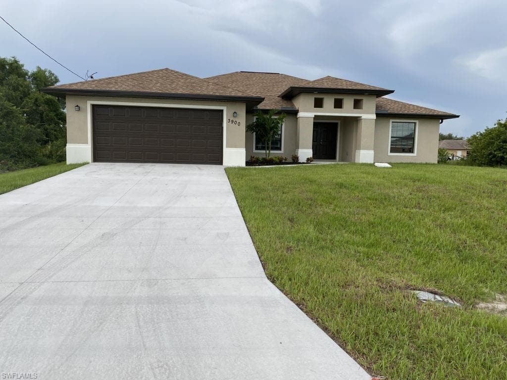 2521 14th ST SW LEHIGH ACRES, FL 33976