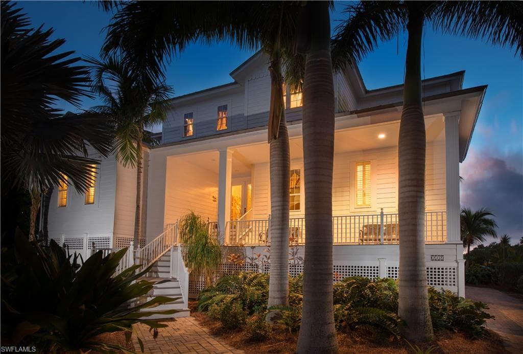 310 Useppa Island USEPPA ISLAND, FL 33924