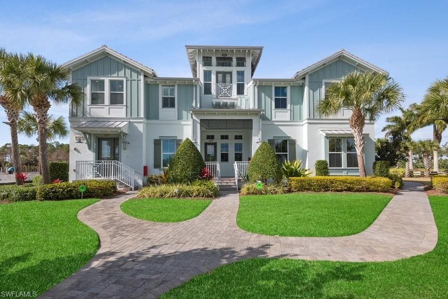 6589 Dominica DR 201 NAPLES, FL 34113