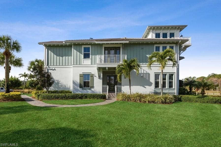 6589 DOMINICA DR 101 NAPLES, FL 34113