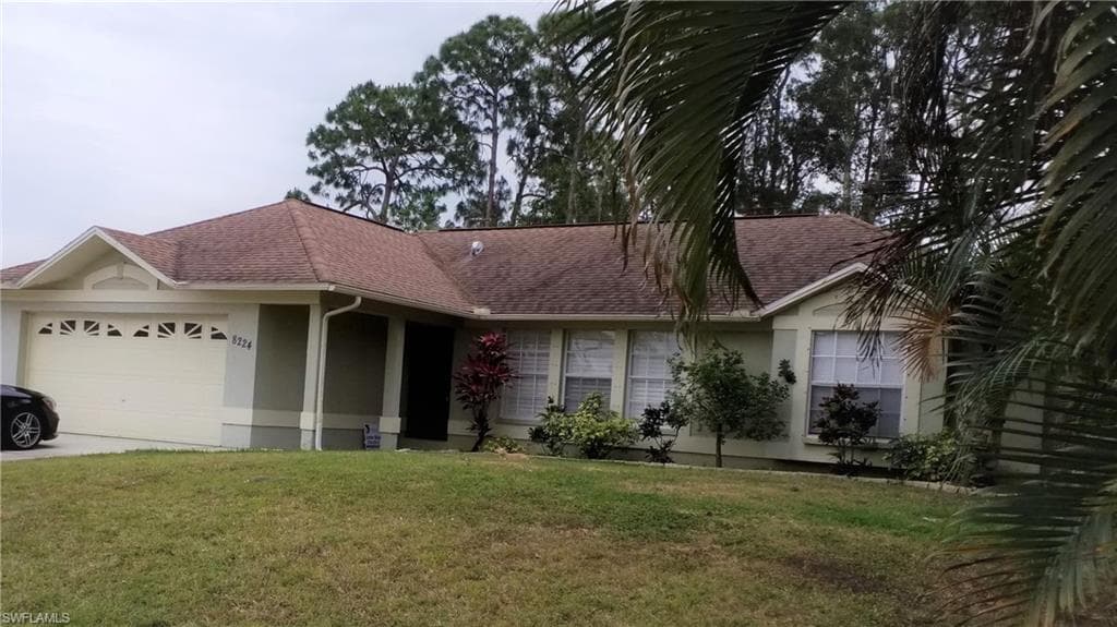 8224 Albatross RD FORT MYERS, FL 33967