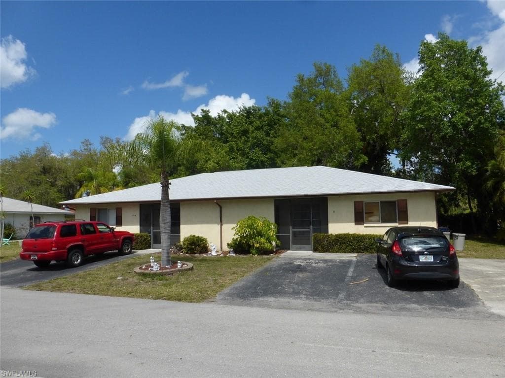 27581-27585 Imperial Shores BLVD BONITA SPRINGS, FL 34134