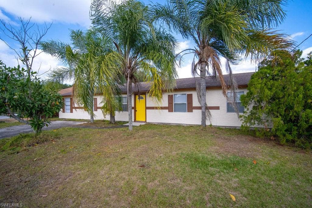 3604 20th ST SW LEHIGH ACRES, FL 33976