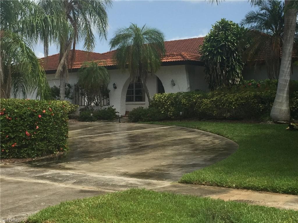 1391 Cutler CT MARCO ISLAND, FL 34145