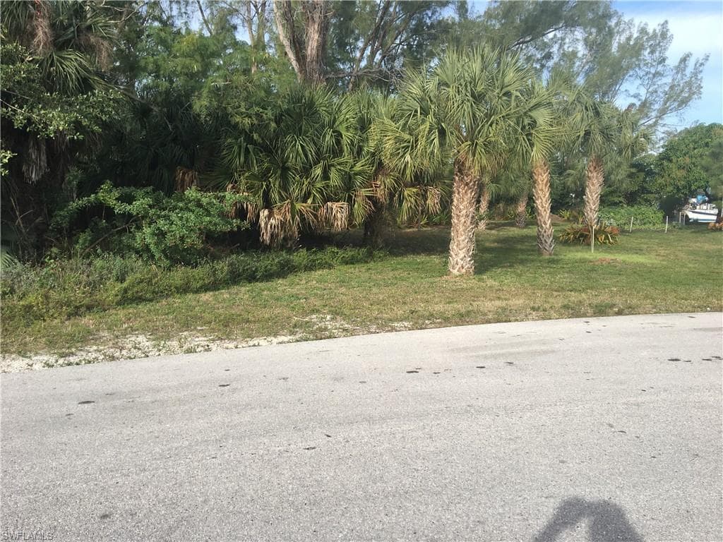 3309 Stabile RD ST. JAMES CITY, FL 33956