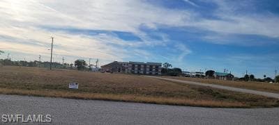 1528 NE 17th PL CAPE CORAL, FL 33909