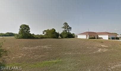 559 NE 4th TER CAPE CORAL, FL 33909