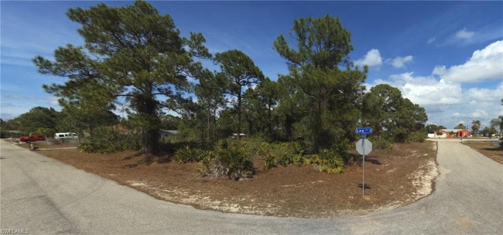 5102 Lee CIR S LEHIGH ACRES, FL 33971