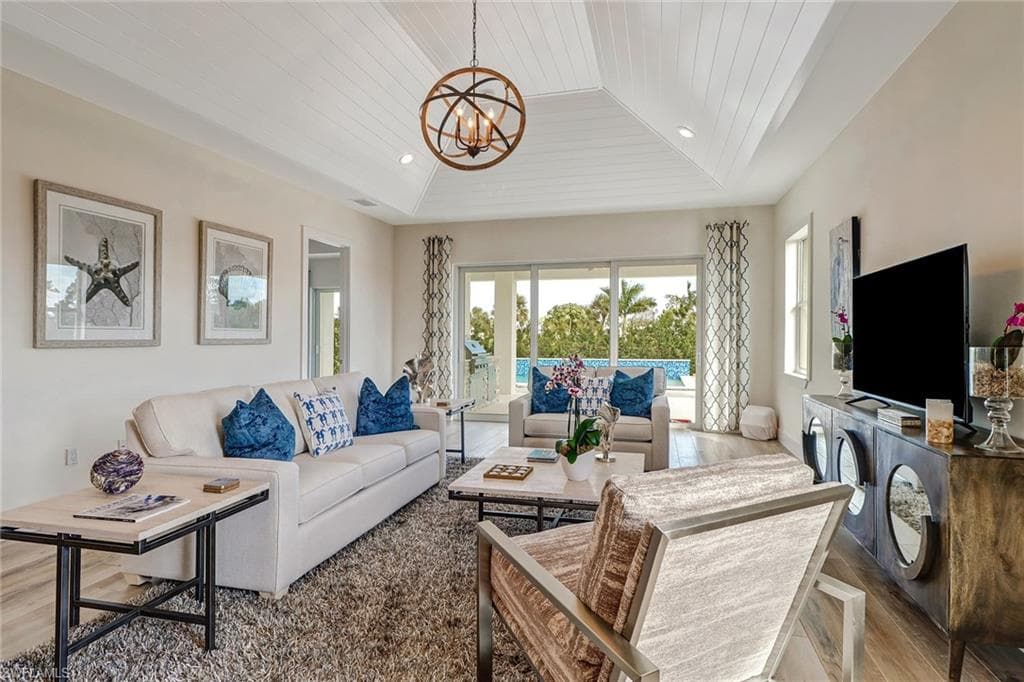 163 Cambria LN NAPLES, FL 34112