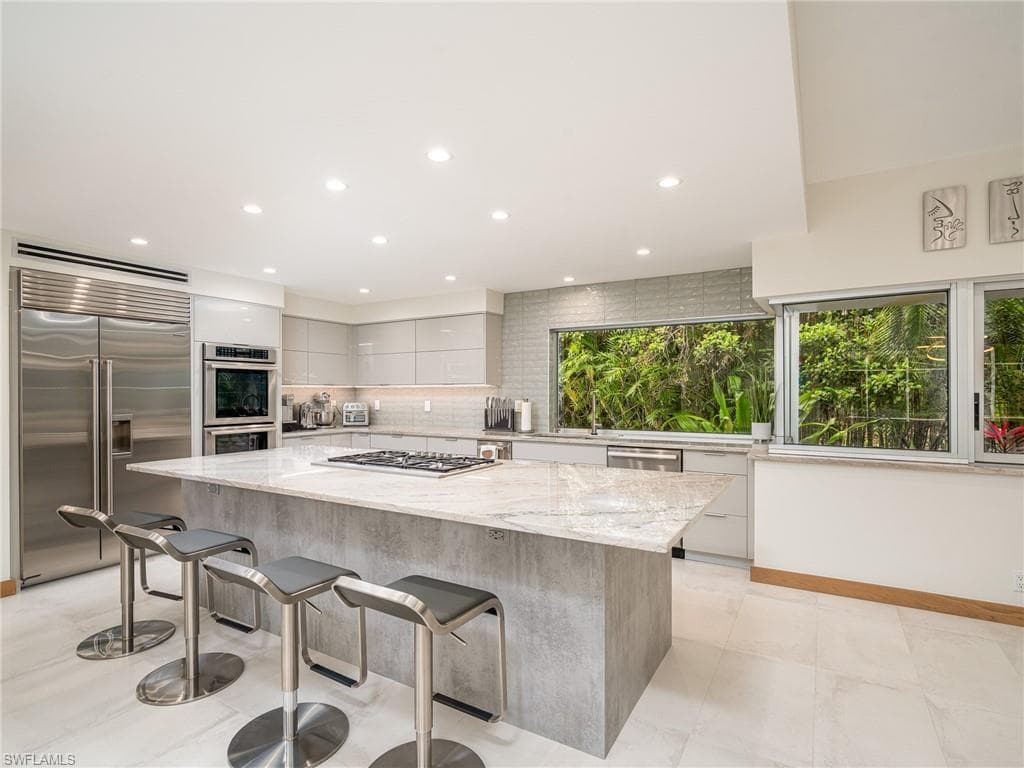 13627 Pine Villa LN E FORT MYERS, FL 33912