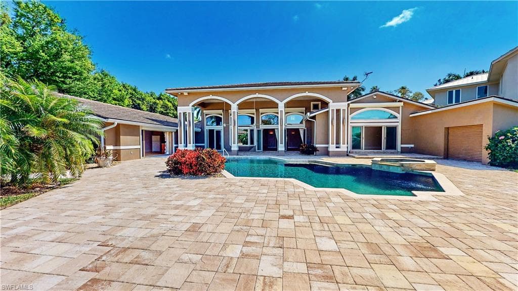 5680 Shaddelee LN W FORT MYERS, FL 33919
