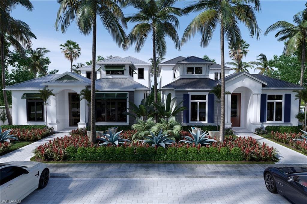 545 2nd AVE S NAPLES, FL 34102