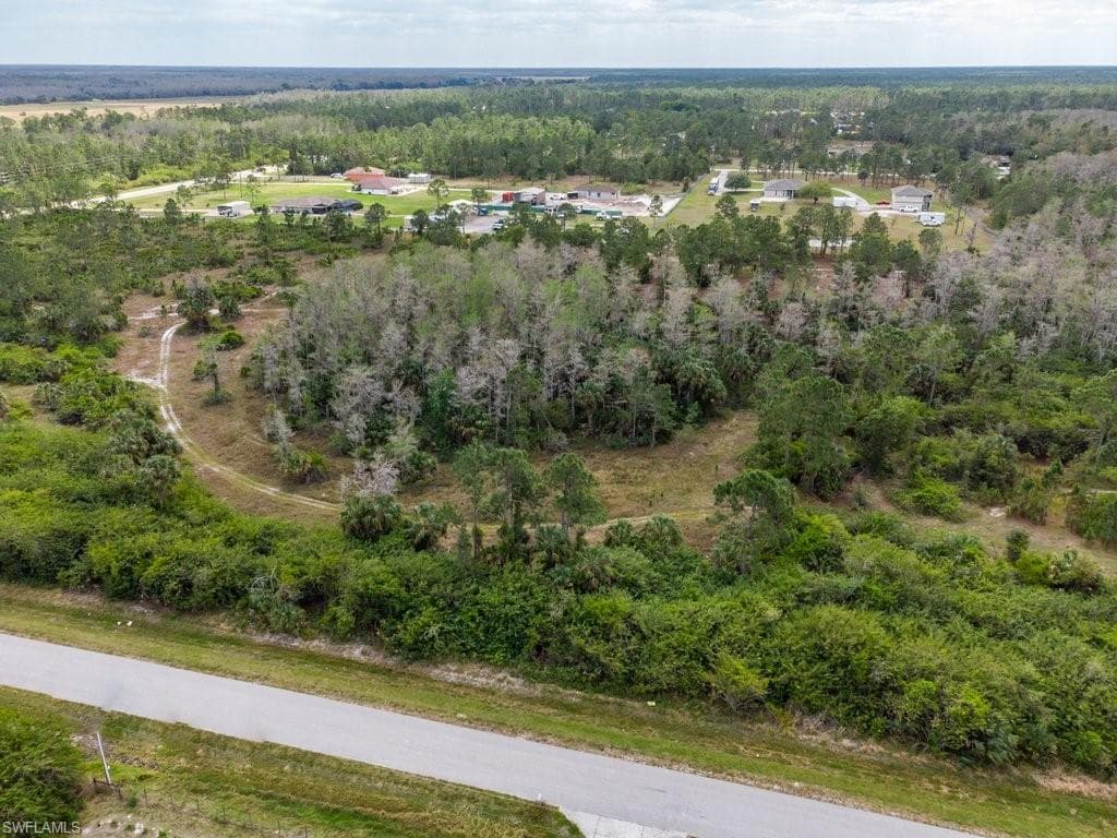 20th AVE NE NAPLES, FL 34120