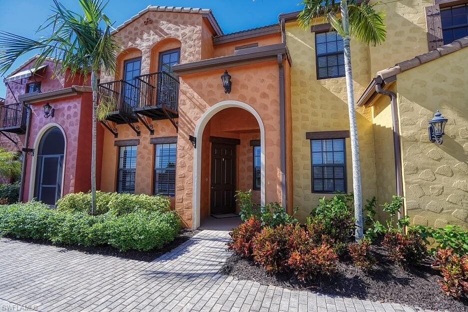 11758 Izarra WAY 7702 FORT MYERS, FL 33912