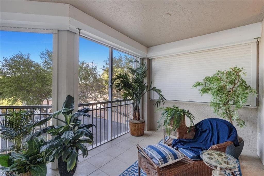 1001 Arbor Lake DR 108 NAPLES, FL 34110
