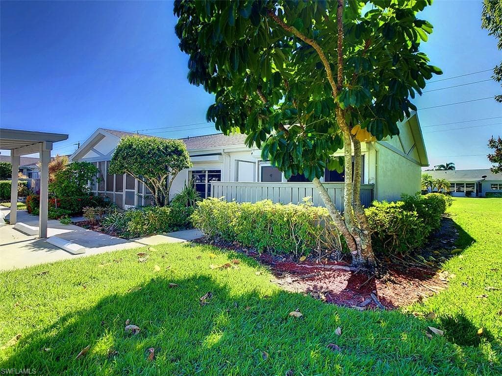 1300 Sandtrap DR 54 FORT MYERS, FL 33919