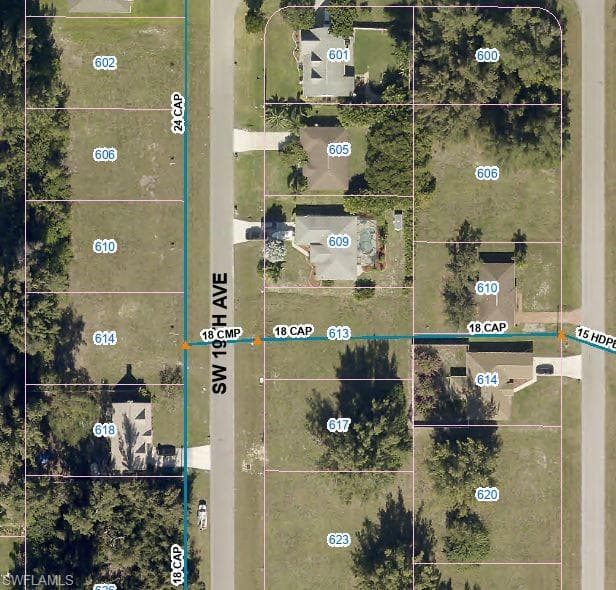 613 SW 19th AVE CAPE CORAL, FL 33991