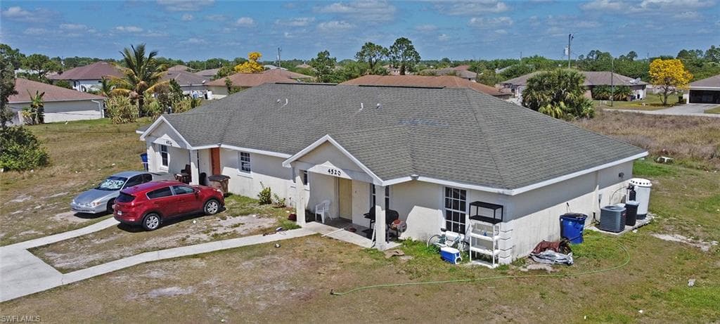 4520 21st ST SW LEHIGH ACRES, FL 33973