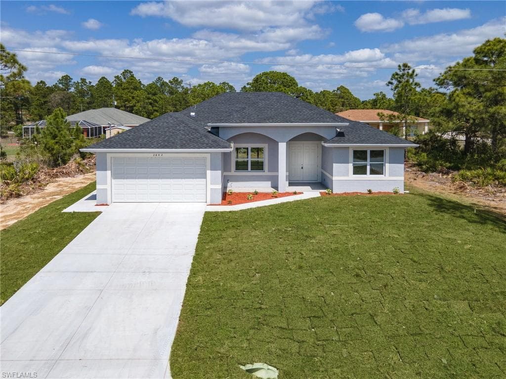 2815 50th ST W LEHIGH ACRES, FL 33971