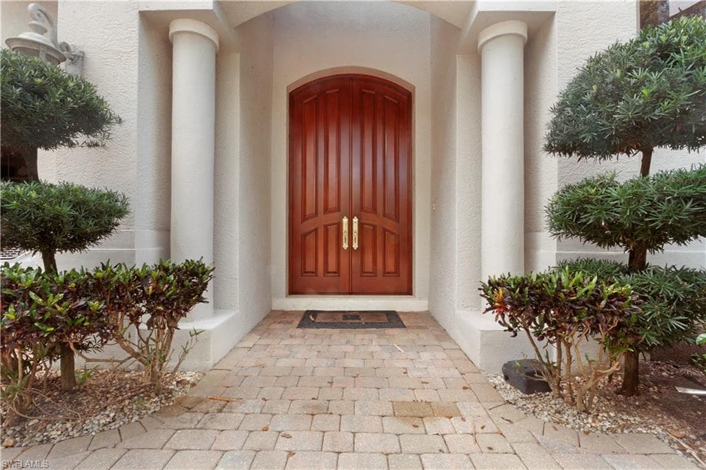 5324 Barefoot Bay CT BONITA SPRINGS, FL 34134