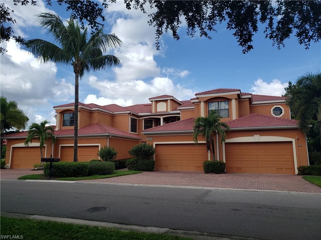 15861 Prentiss Pointe CIR 201 FORT MYERS, FL 33908