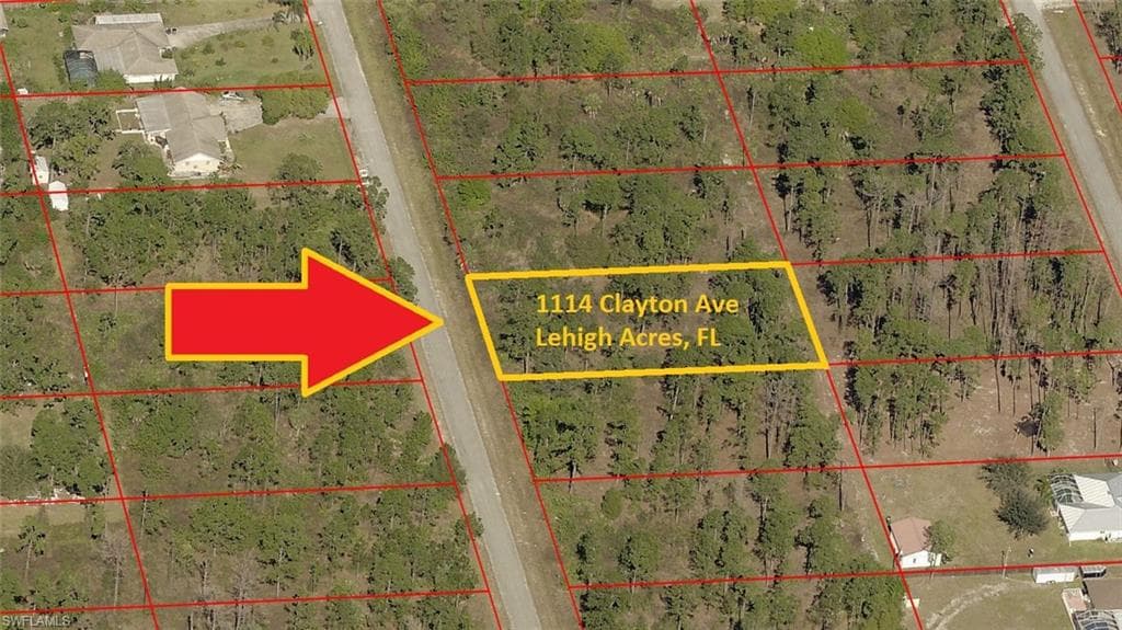 1114 Clayton AVE LEHIGH ACRES, FL 33972