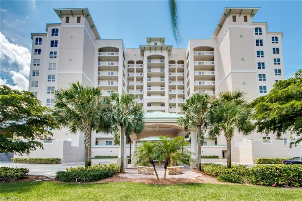 4182 Bay Beach LN 722 FORT MYERS BEACH, FL 33931