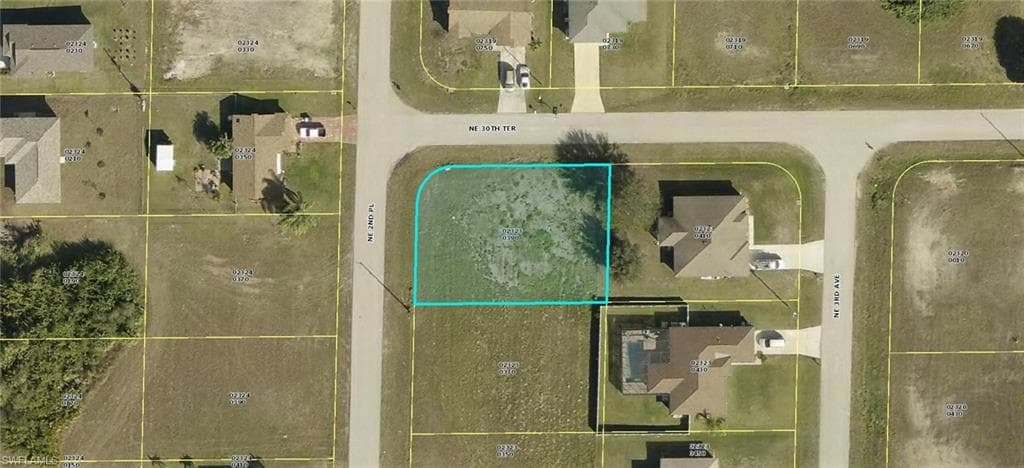 3013 NE 2nd PL CAPE CORAL, FL 33909