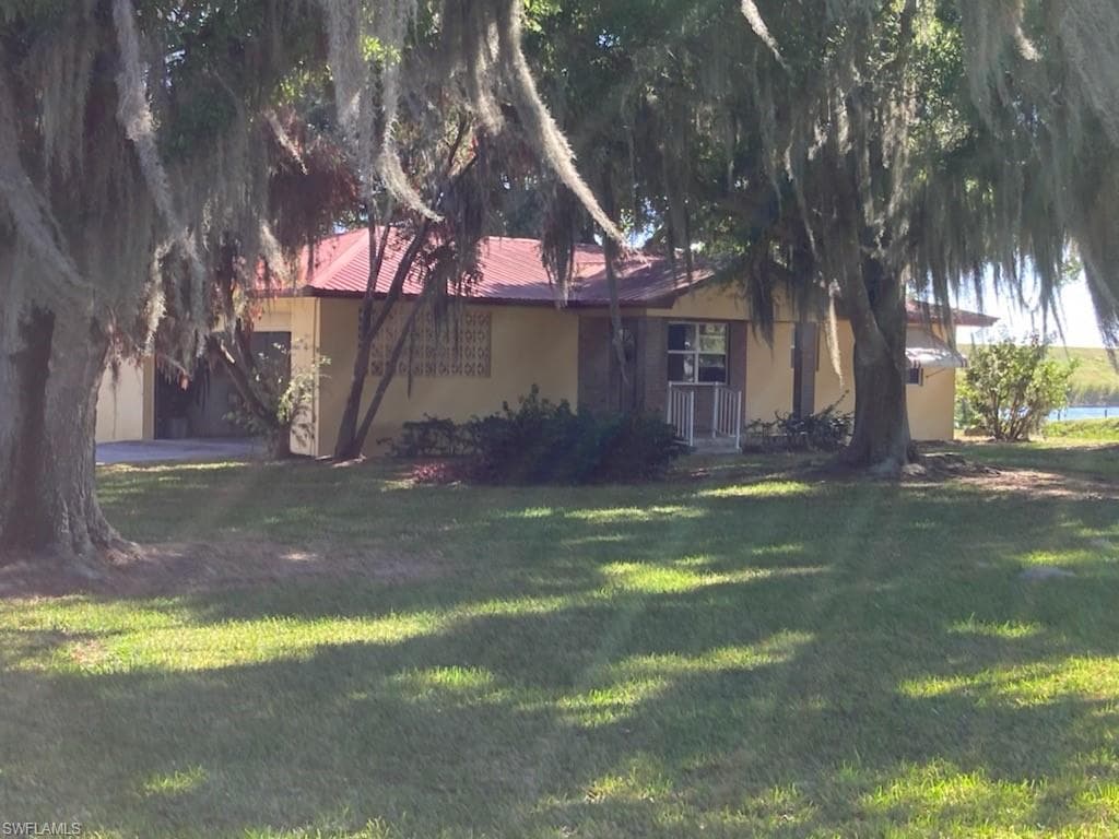 1040 Sory LN OKEECHOBEE, FL 34974