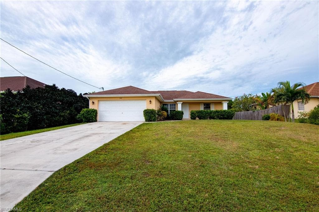 3512 NE 12th AVE CAPE CORAL, FL 33909