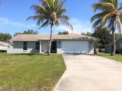 1121 SW 47th TER CAPE CORAL, FL 33914