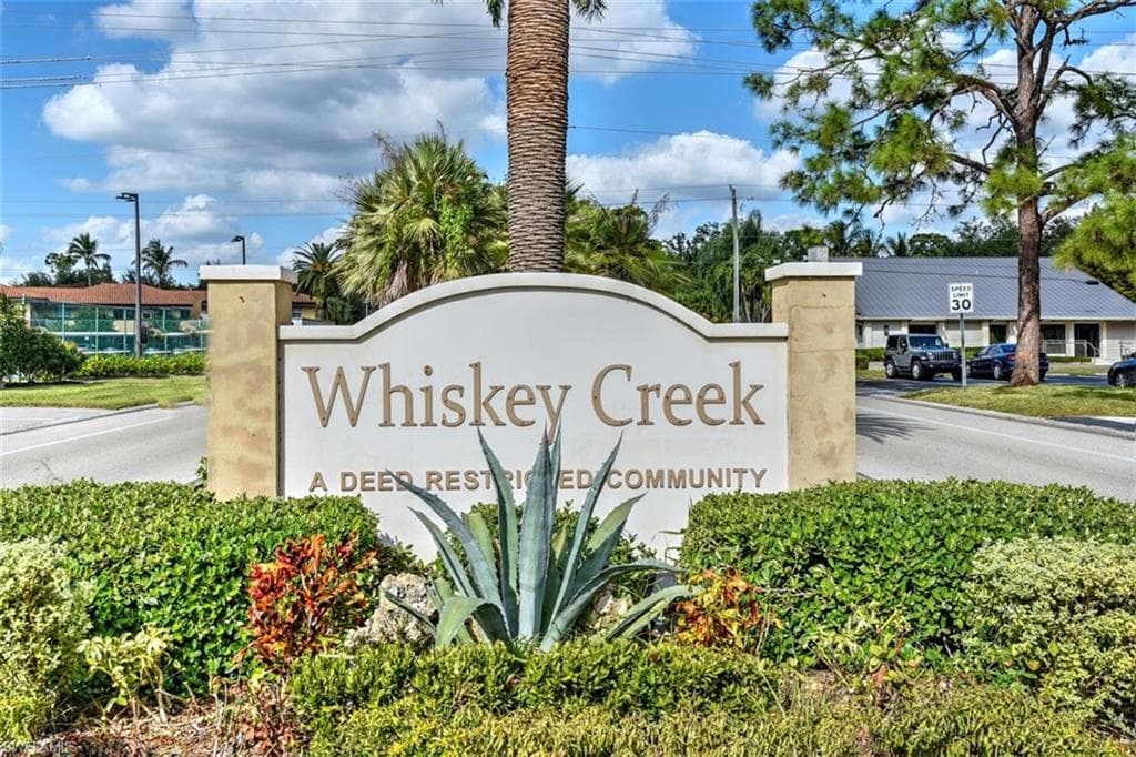 1327 Chalon LN FORT MYERS, FL 33919