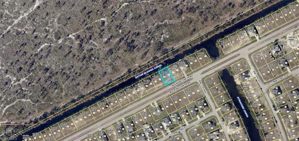511 Wilmington PKY CAPE CORAL, FL 33993
