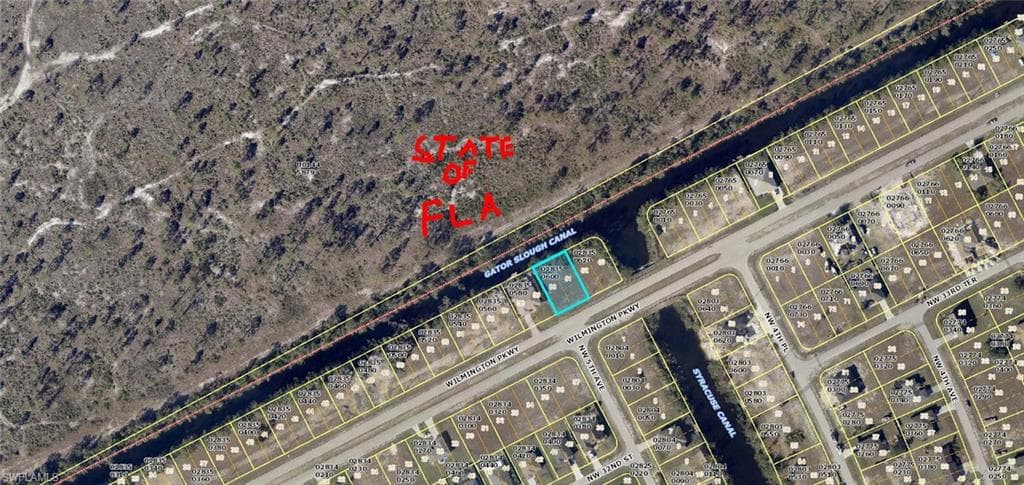 427 Wilmington PKY CAPE CORAL, FL 33993