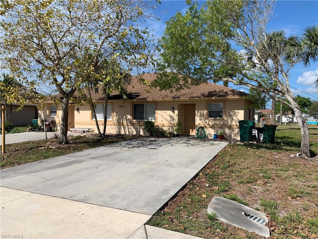 2233 46th TER SW NAPLES, FL 34116