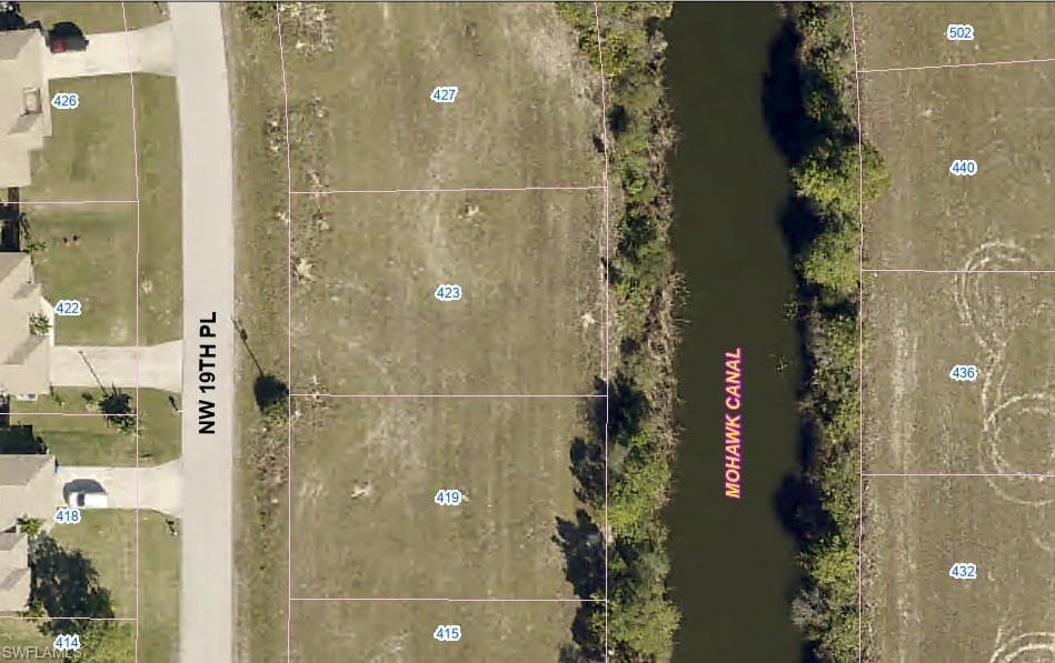 423 NW 19th PL CAPE CORAL, FL 33993