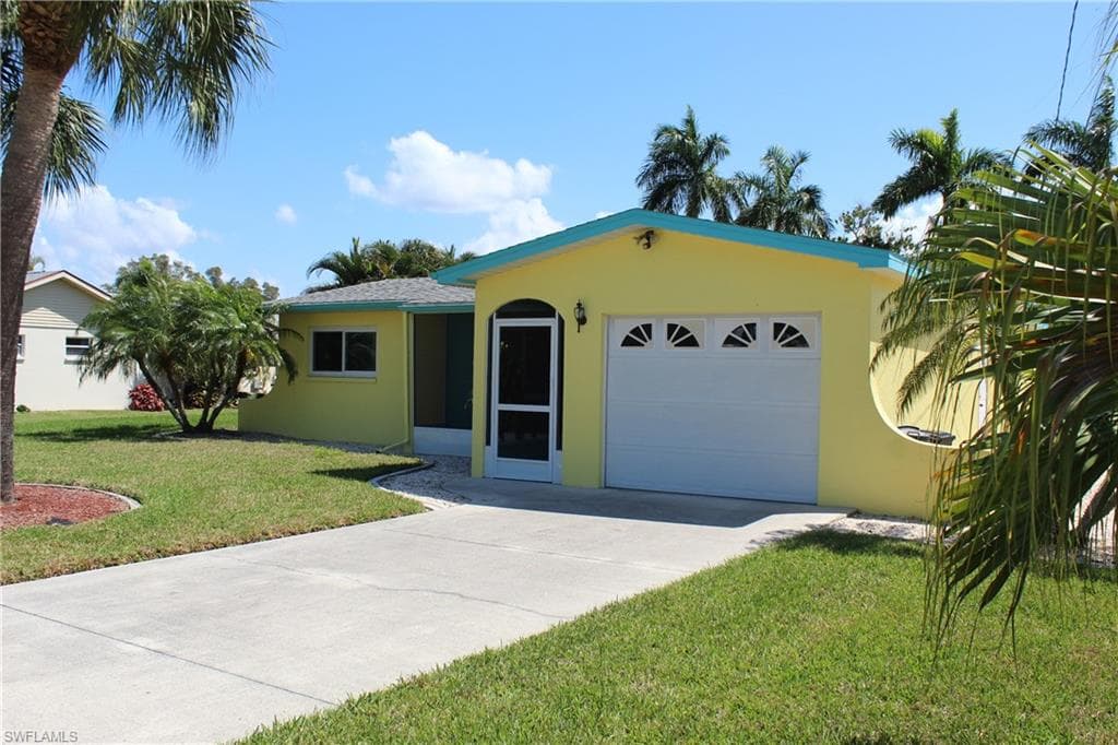 2672 Mangrove ST ST. JAMES CITY, FL 33956