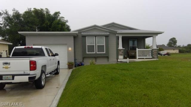 3700 9th ST W LEHIGH ACRES, FL 33971