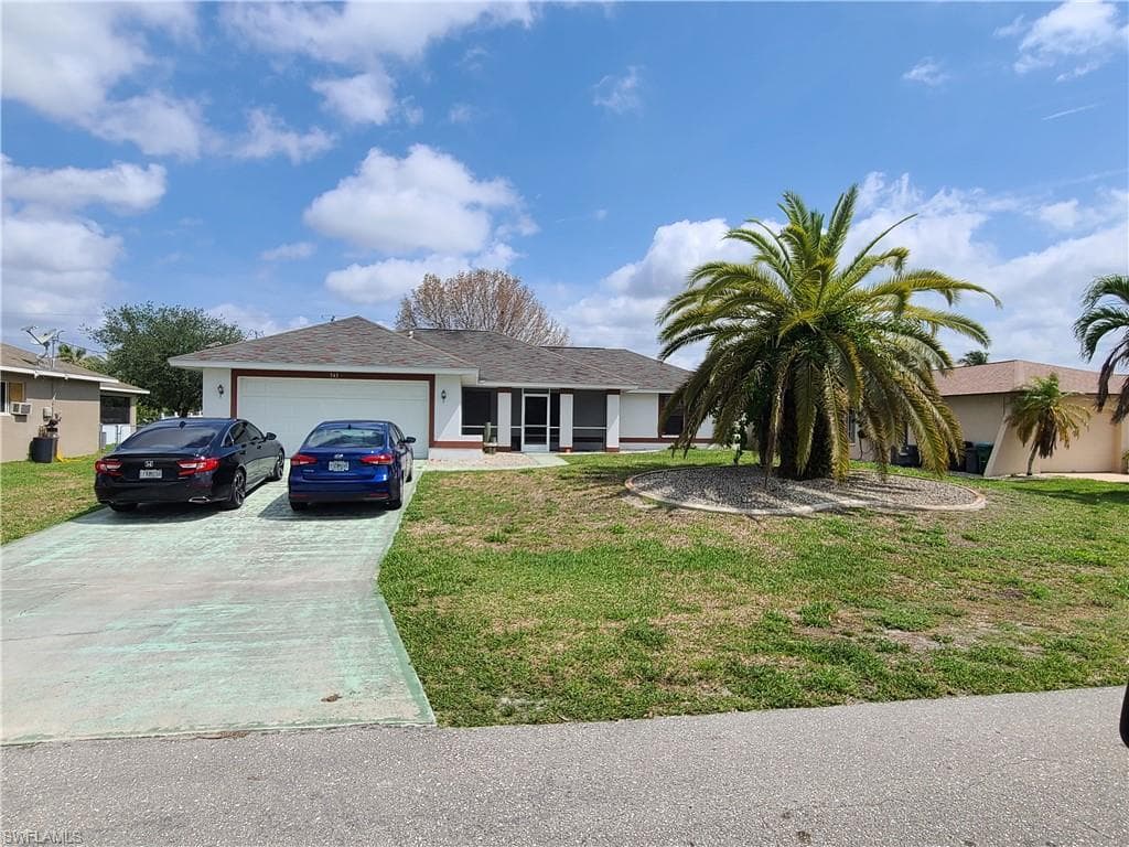 543 SE 2nd TER CAPE CORAL, FL 33990